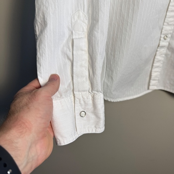 GUESS Men's Jacquard Long‎ Sleeve Snap Up Dress Shirt White XXL Shoulder Strap - Picture 2 of 16